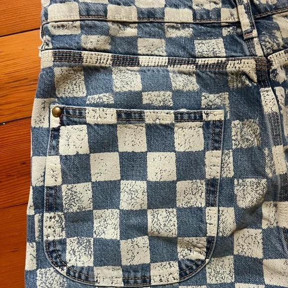 THE GREAT. Blue and White Floral Straight Leg Jeans - Picture 2 of 4